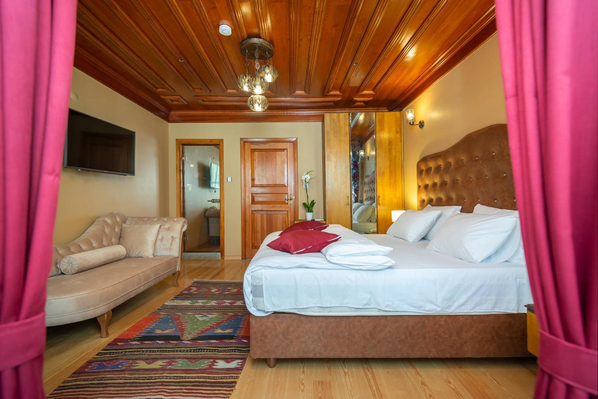 Wonder Wood Hotel อิสตันบูล ภายนอก รูปภาพ