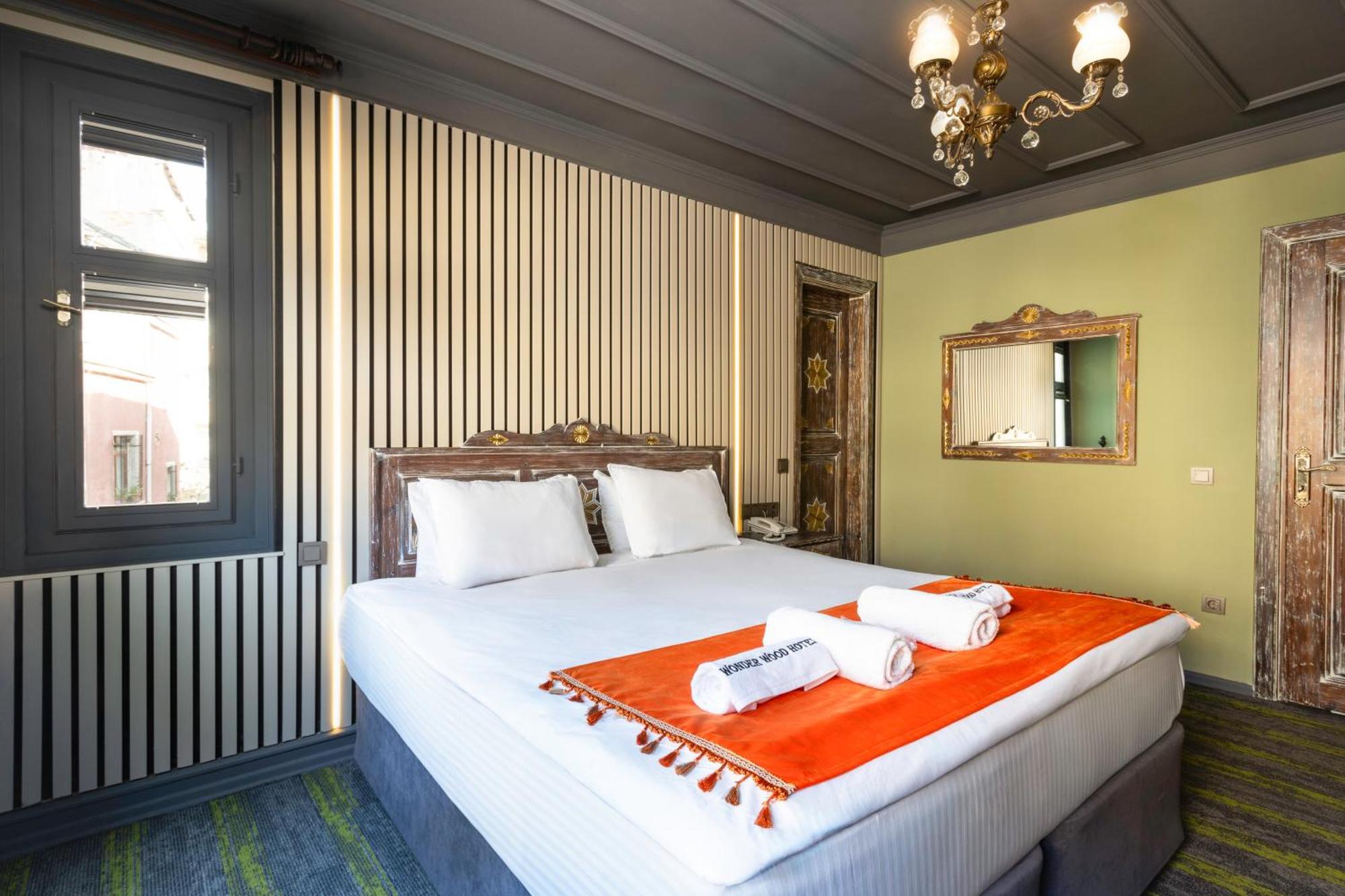 Wonder Wood Hotel อิสตันบูล ภายนอก รูปภาพ